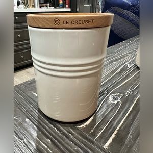 Le creuset 10cm storage jar